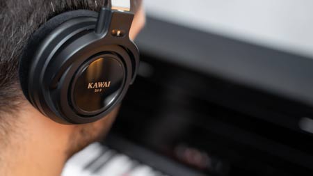 Kawai CA501 Features Superior Headphone Experience